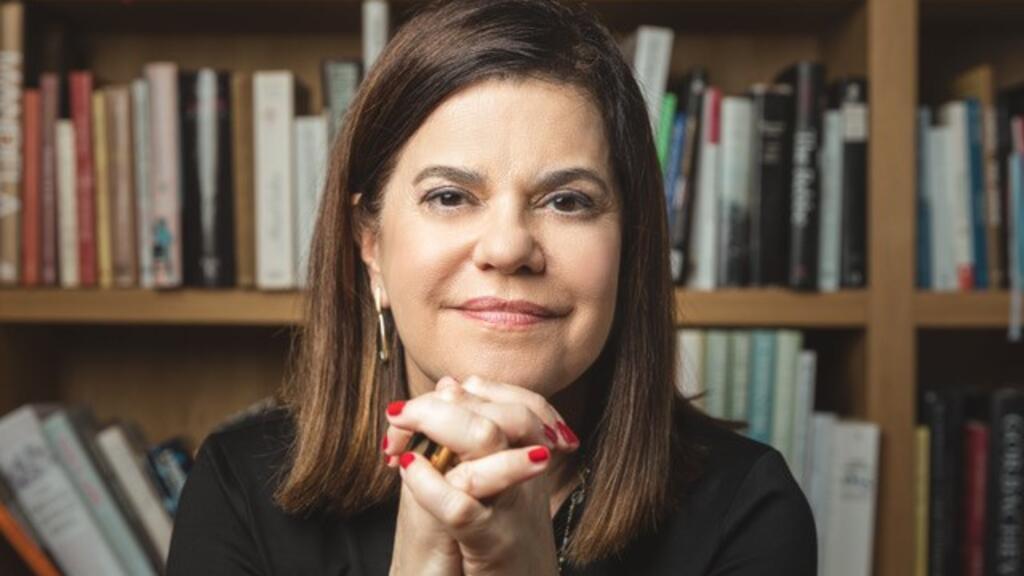 A escritora Patrícia Melo