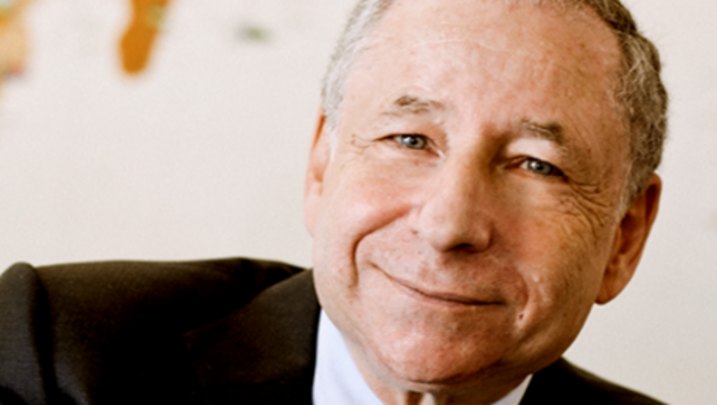 Le pilote Jean Todt, ancien champion du monde de Formule 1, vainqueur de 5 Paris-Dakar.