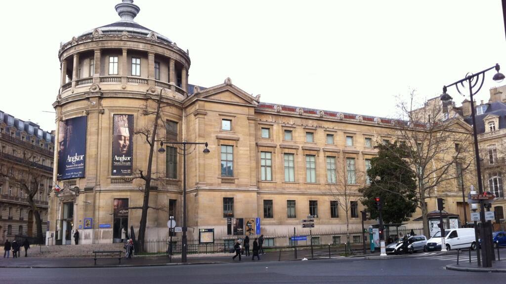 Le musée Guimet (MNAAG) dans le 16e arrondissement de Paris est le plus grand musée d'arts asiatiques en Occident.