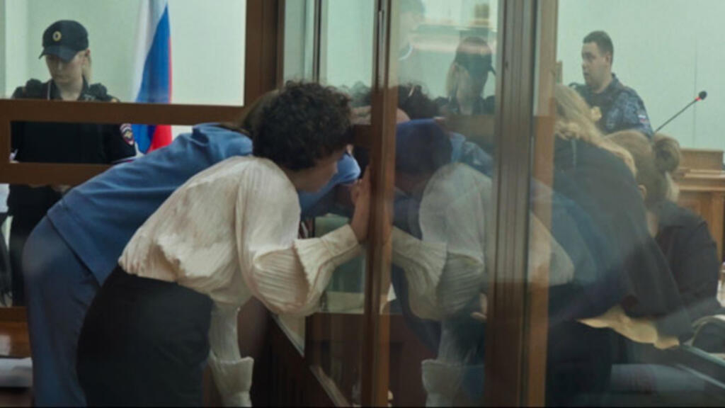 «La Russie est un État qui veut terroriser à tous les niveaux de la société», selon la cinéaste Manon Loizeau
