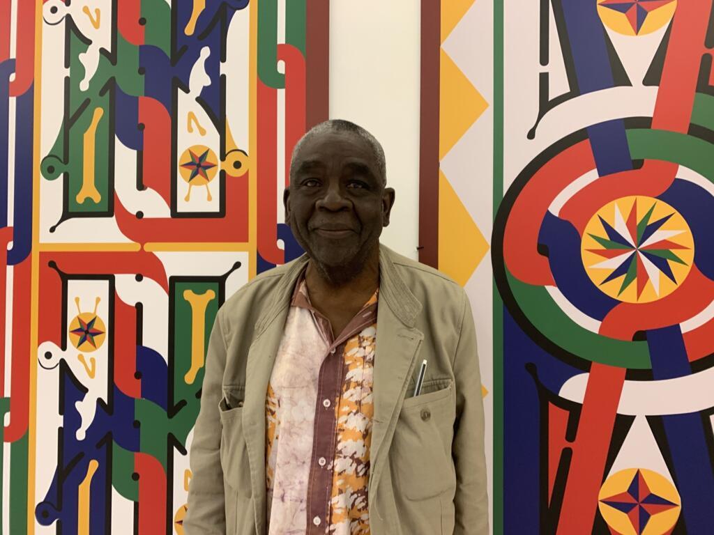 O pesquisador Rafael Lucas, da universidade Bordeaux-Montaigne, fala sobre a simbologia da arte 'marron', ou quilombola, em exposição em Paris (10/06/22)>