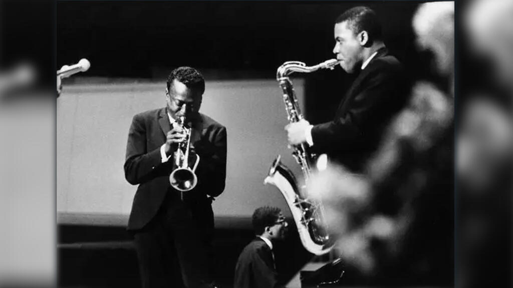Miles Davis et Wayne Shorter, 1964.