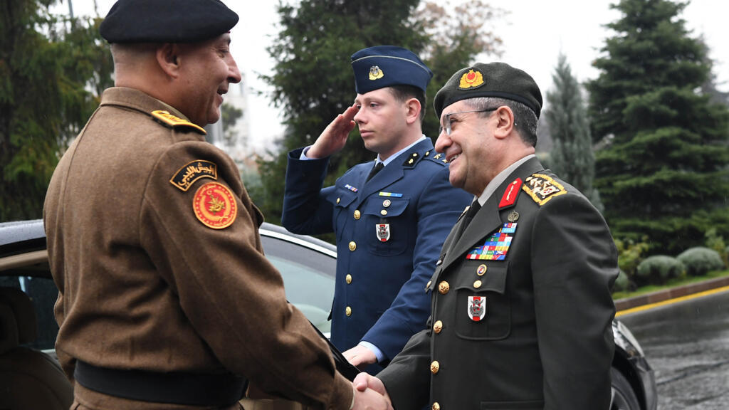 Libye: plus d'une semaine après la mort de trois hauts officiers, la polémique persiste