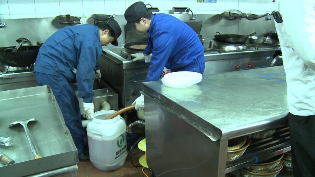 En Chine, les huiles usagées valent désormais plus que le kérosène