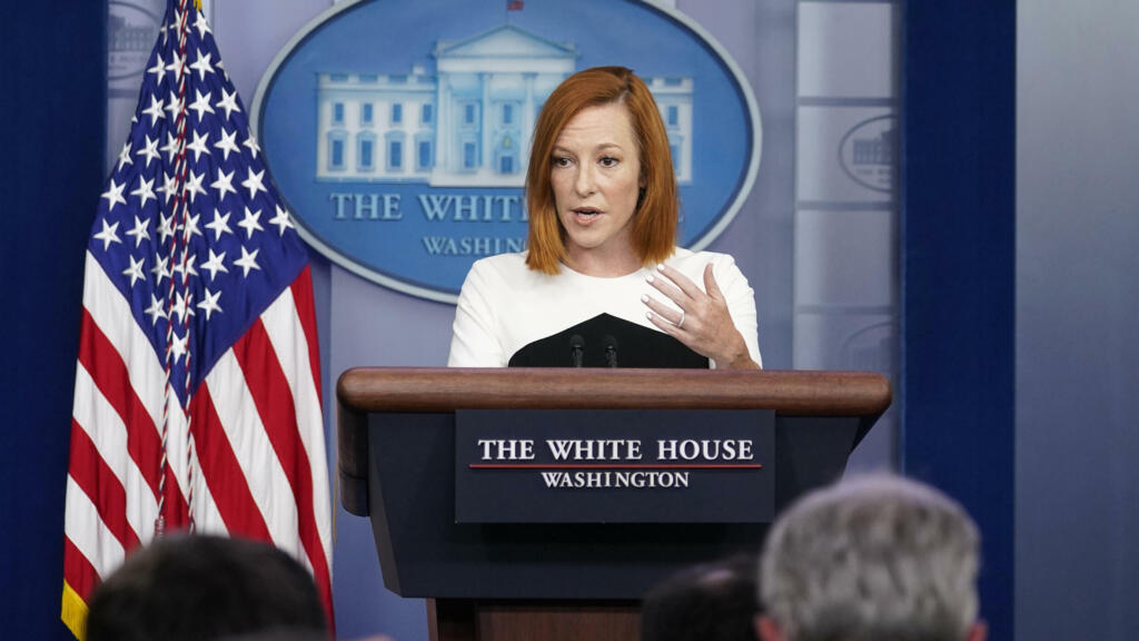L'attachée de presse de la Maison Blanche Jen Psaki a indiqué que le président Joe Biden s'était entretenu avec son homologue français Emmanuel Macron durant trente minutes dans le cadre de la crise diplomatique actuelle, le 22 septembre 2021.