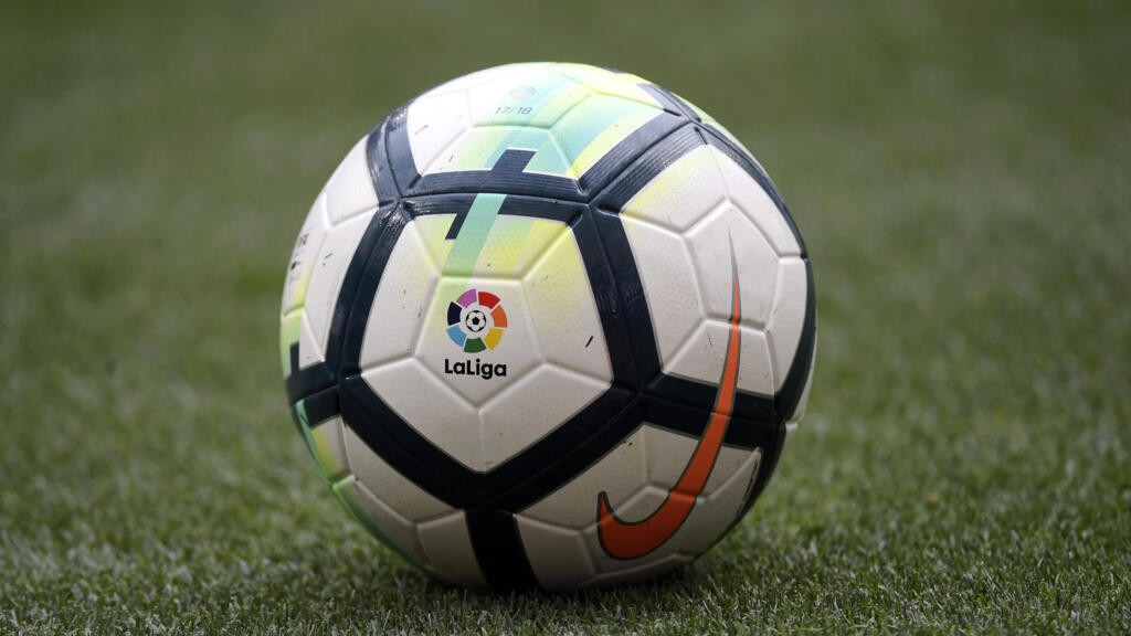 Avec au moins sept clubs déjà touchés avant la reprise prévue le 12 septembre, le championnat d'Espagne assiste avec crainte à une multiplication de cas