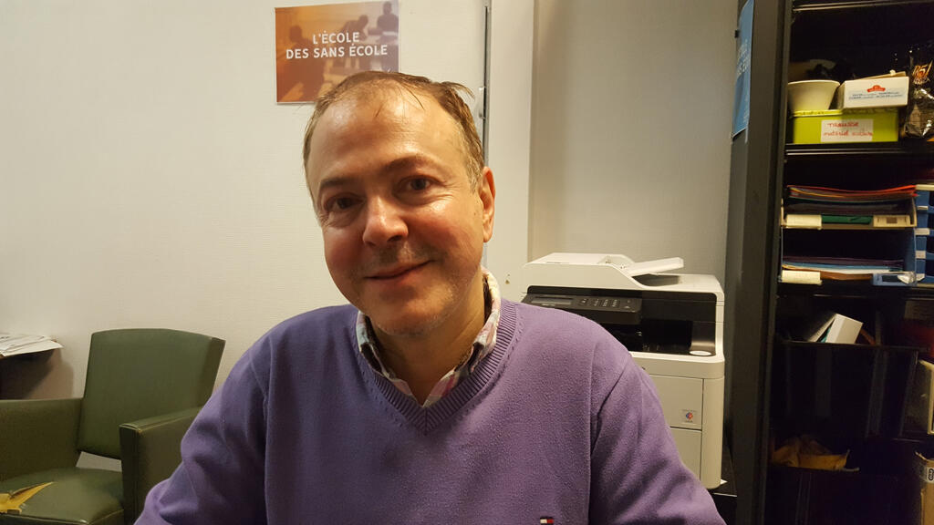 Sylvain Perrier, un des initiateurs de cette école des sans école.