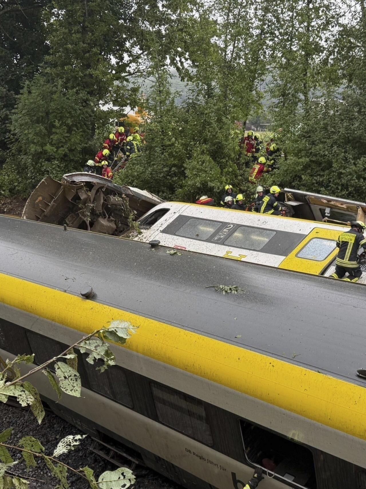 Yeralash porno fotosuratlarini tomosha qiling Korporativ partiyalardan jinsiy aloqa videolari