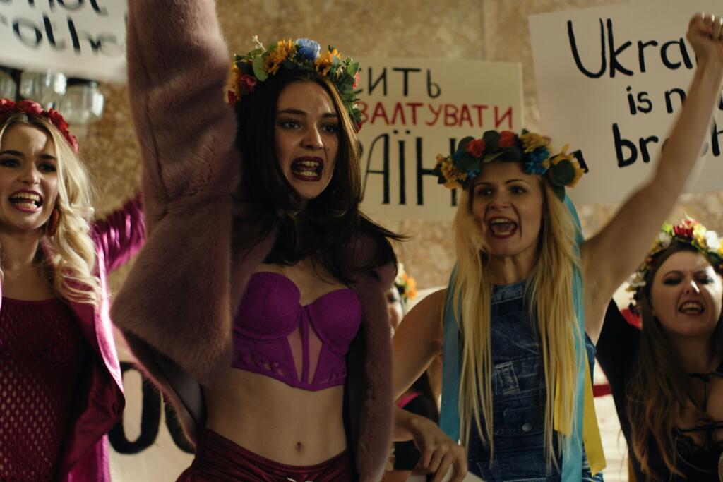 Les happenings des Femen ont attiré les caméras et les appareils photo bien au-delà des frontières ukrainiennes.