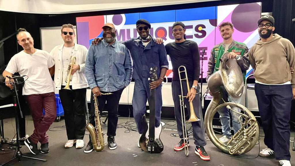 Alune Wade, Camille Passeri, Harry Ahonlonsou, Cédric Duchemann, Alix Goffic, Baptiste Andreani et Axel Foucan à RFI.