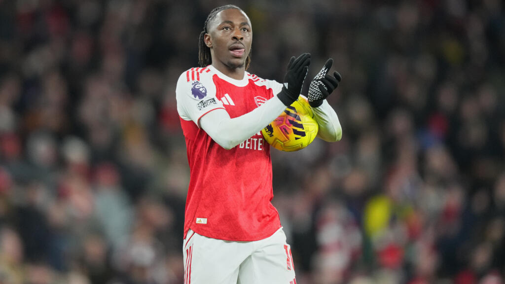 Arsenal corrige Tottenham et conforte sa place de leader