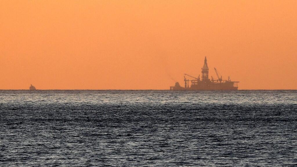 Le premier forage d'exploration devrait avoir lieu au bloc 4, au large de la ville côtière libanaise de Safra. Photo prise le 25 février 2020.