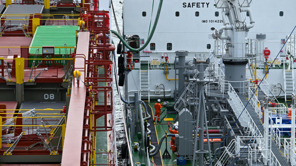 Singapour soutient le déploiement de méthanol vert pour décarboner le transport maritime