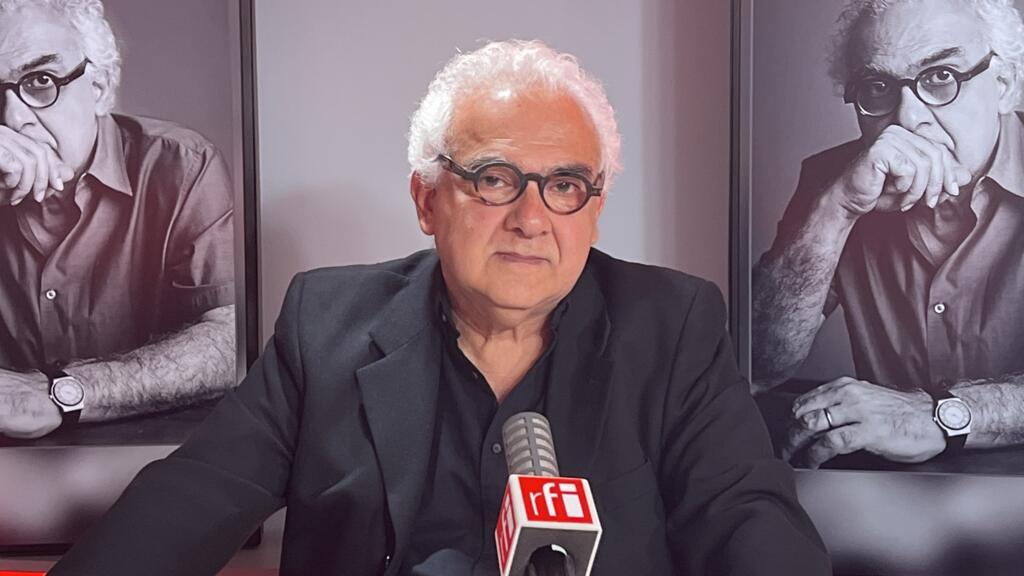 O escritor Milton Hatoum