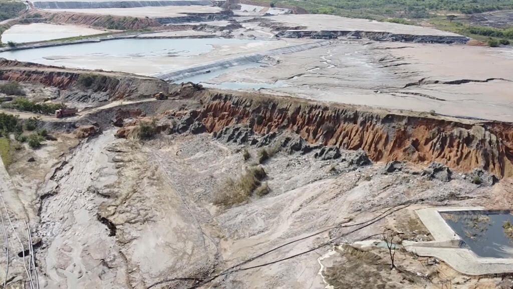 Zambie: des fermiers poursuivent une entreprise chinoise en justice pour grave pollution minière
