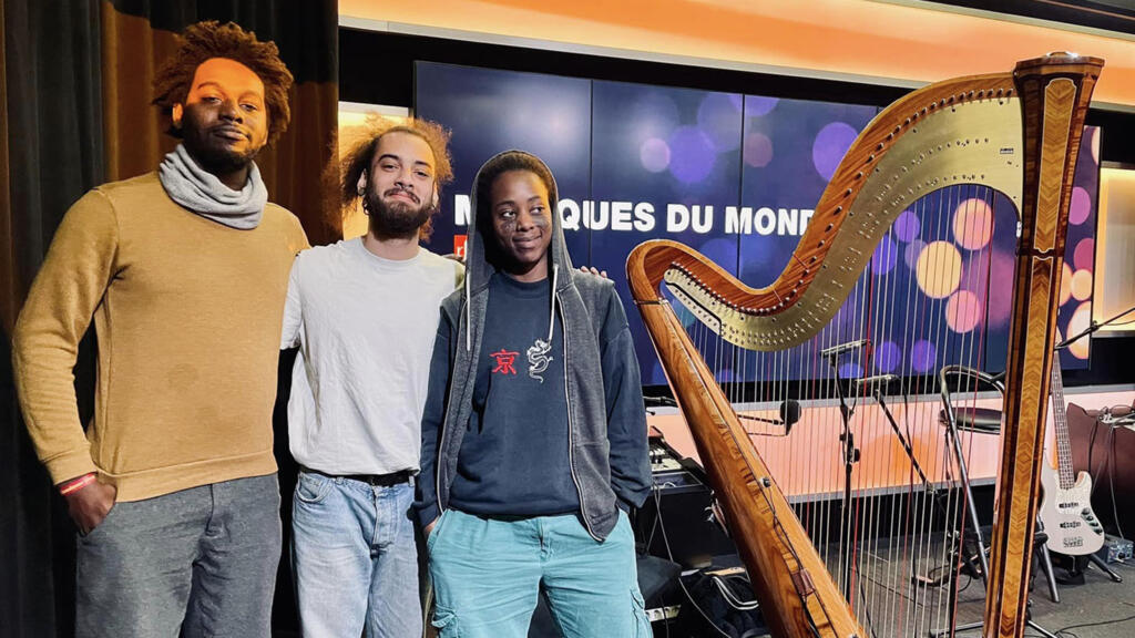 Sophye Soliveau, Eric Turpaud et Florian Mensah à RFI.