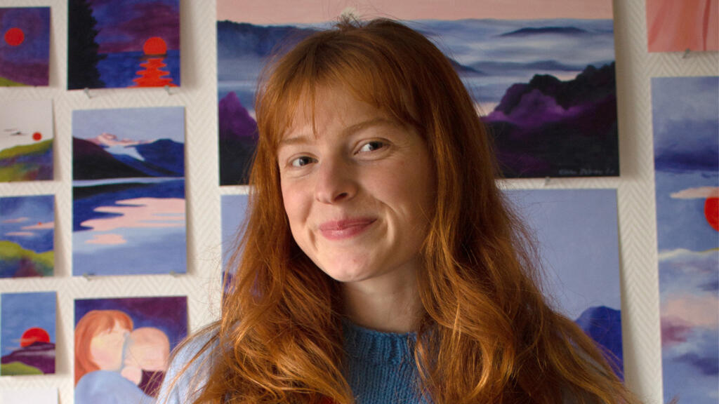 Artiste et illustratrice, Clara Debray apporte ses couleurs flamboyantes au récit.