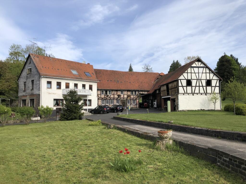 Ancienne ferme à Schotten, dans la campagne de la Hesse, ou l’AfD s’est hissée en deuxième position après la CDU.