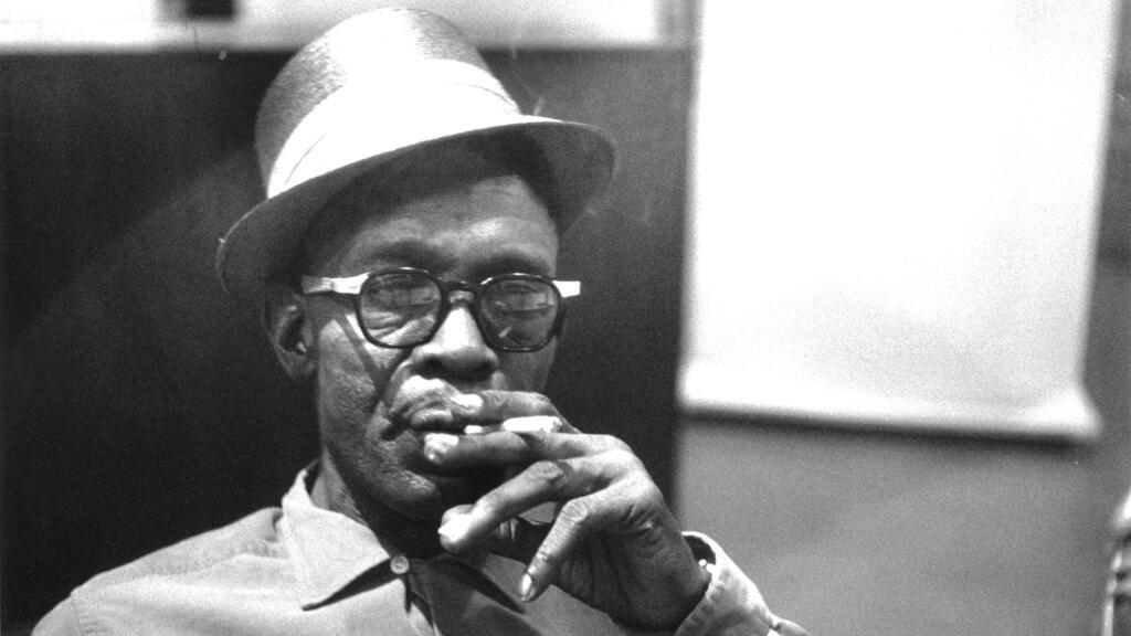 Lightnin' Hopkins le 6 juillet 1960, à Los Angeles, Californie.