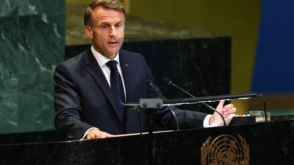 Le président français Emmanuel Macron s'exprime lors d'un sommet des Nations unies sur les Palestiniens au siège de l'ONU pendant l'Assemblée générale des Nations unies, à New York, le 22 septembre 2025.