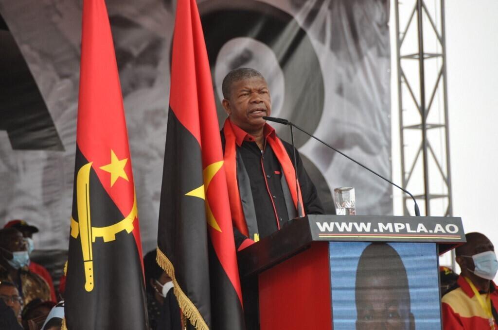Candidat à sa réelection, l'actuel président angolais Joao Lourenço lors d'un meeting du MPLA le 20 août 2022.