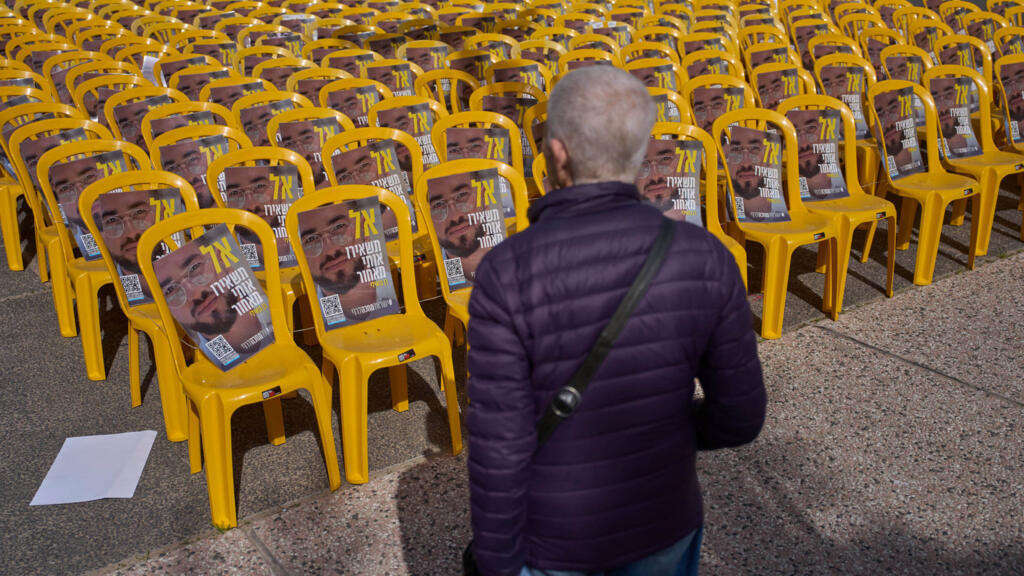 "Es raro, pero a la vez un gran alivio": los israelíes se despidieron de la Plaza de los Rehenes