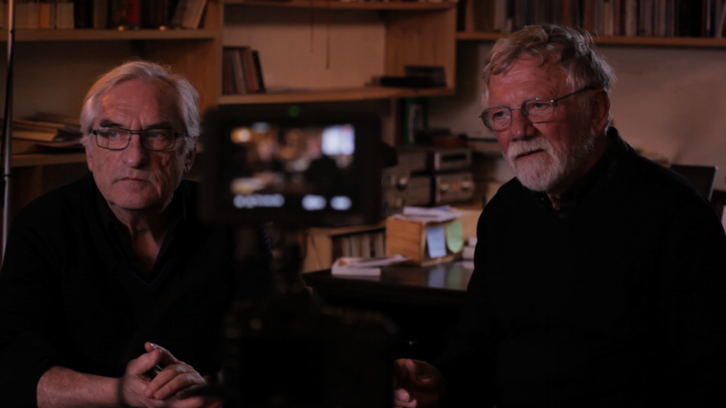 Marcel Trillat et Bruno Muel devant la caméra du réalisateur Joao Guerra Marques en 2011.