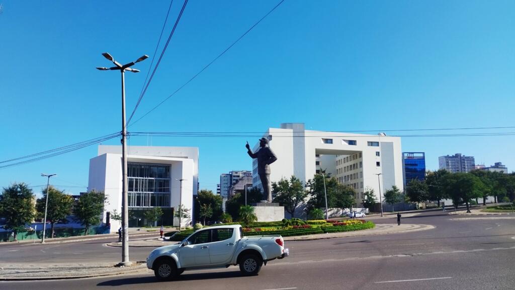 La Estátua de Samora Machel, place de l'Indépendance à Maputo
