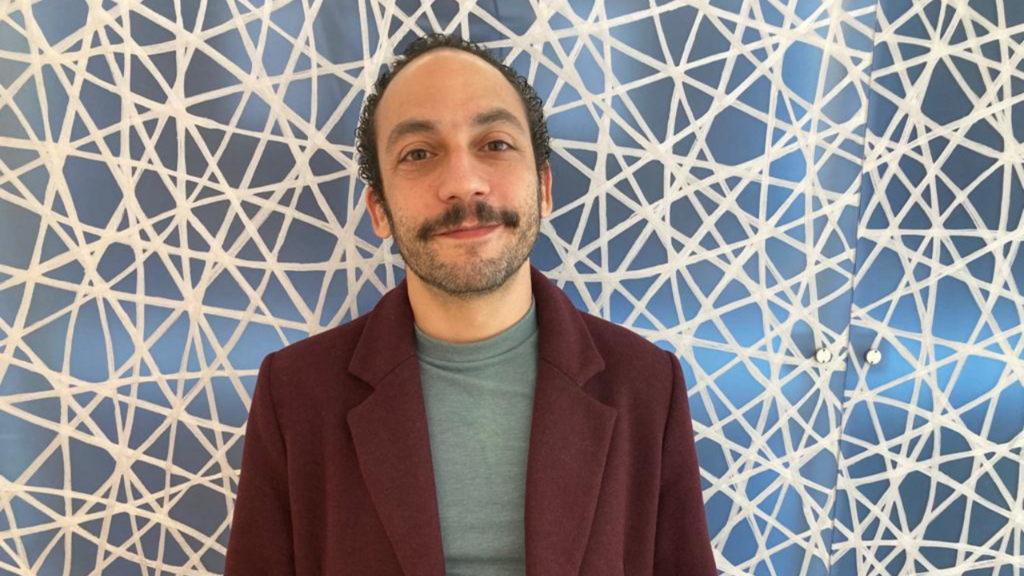 Cineasta brasileiro Caetano Gotardo, codiretor do filme "Todos os Mortos".