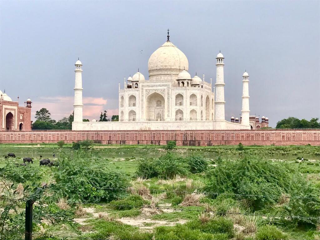 Agra's most visited shrine.