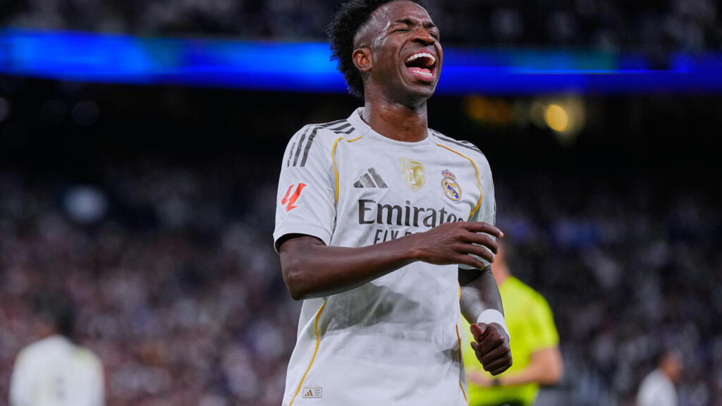 Vinicius Junior (Real Madrid), lors du match de football de la Liga entre le Real Madrid et Barcelone, à Madrid, dimanche 26 octobre 2025.
