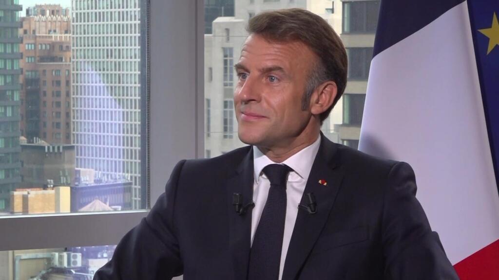 Le président Emmanuel Macron, lors de son entretien avec RFI et France 24, le 24 septembre 2025, à New York.