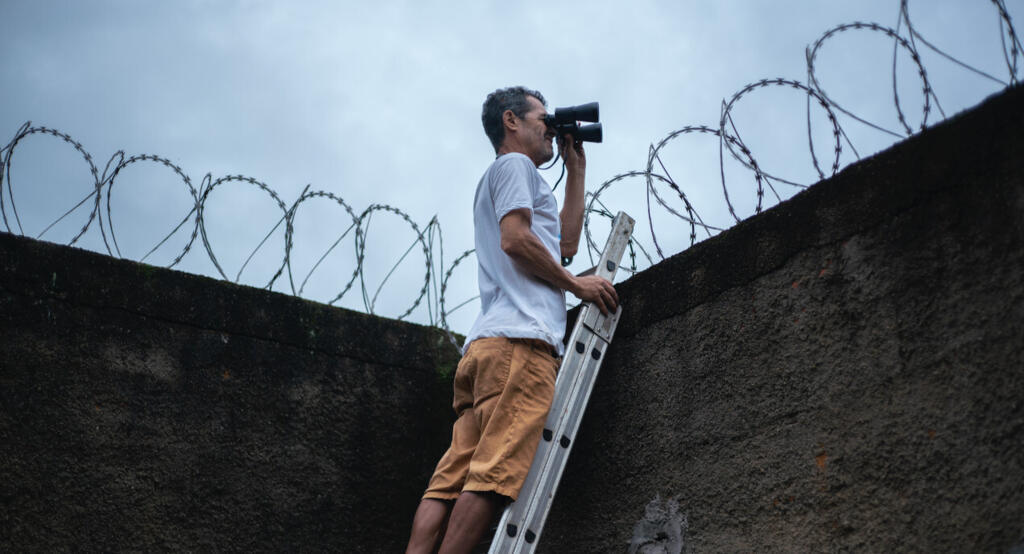Cena do filme "Rejeito", do cineasta brasileiro Pedro de Filippis, em competição no festival Cinéma du Réel, em Paris.