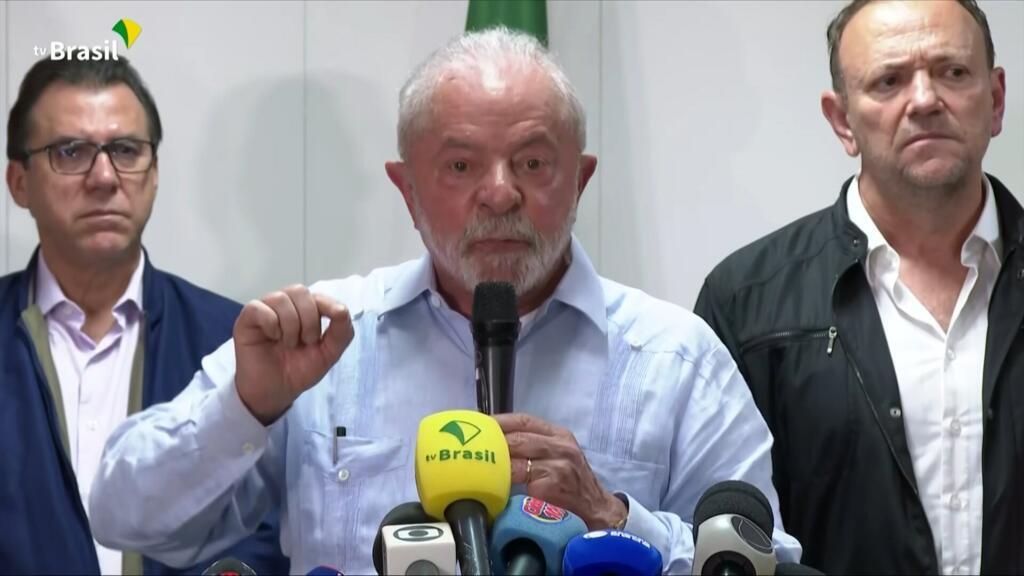 O presidente Lula fez declaração condenando invasão do Palácio do Planalto, do Congresso e do STF por "fascistas fanáticos", neste domingo, 8 de janeiro de 2023.
