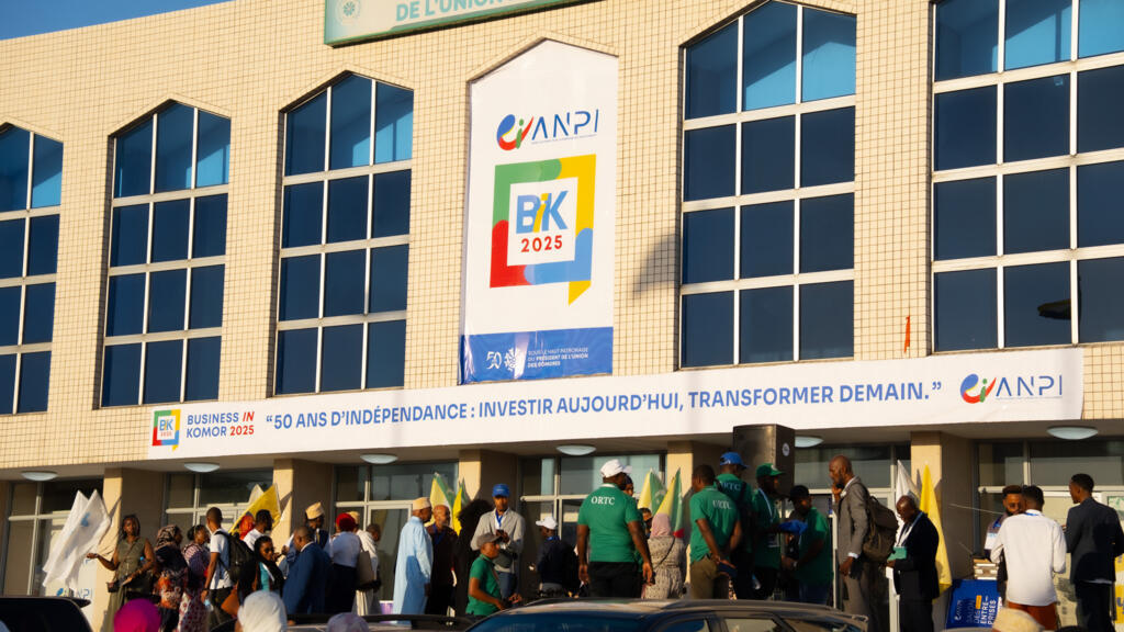 Le Salon des entreprises comoriennes s'est tenu du 27 au 29 août 2025 au Palais des peuples de Moroni. 