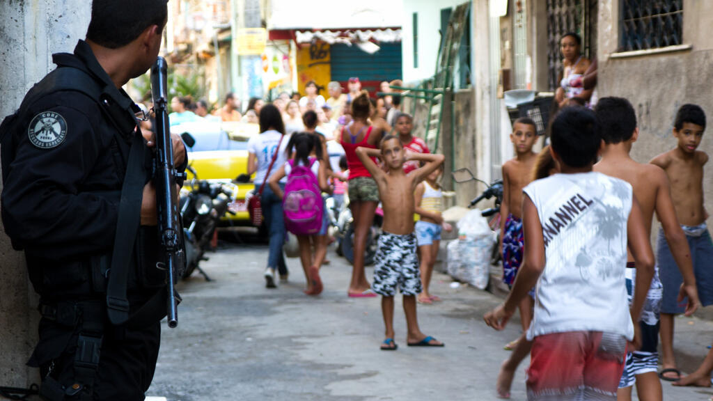 Operação policial no Complexo da Maré, no Rio de Janeiro.