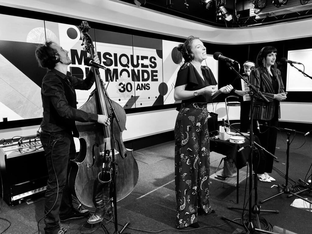 Marx Sisters à RFI.