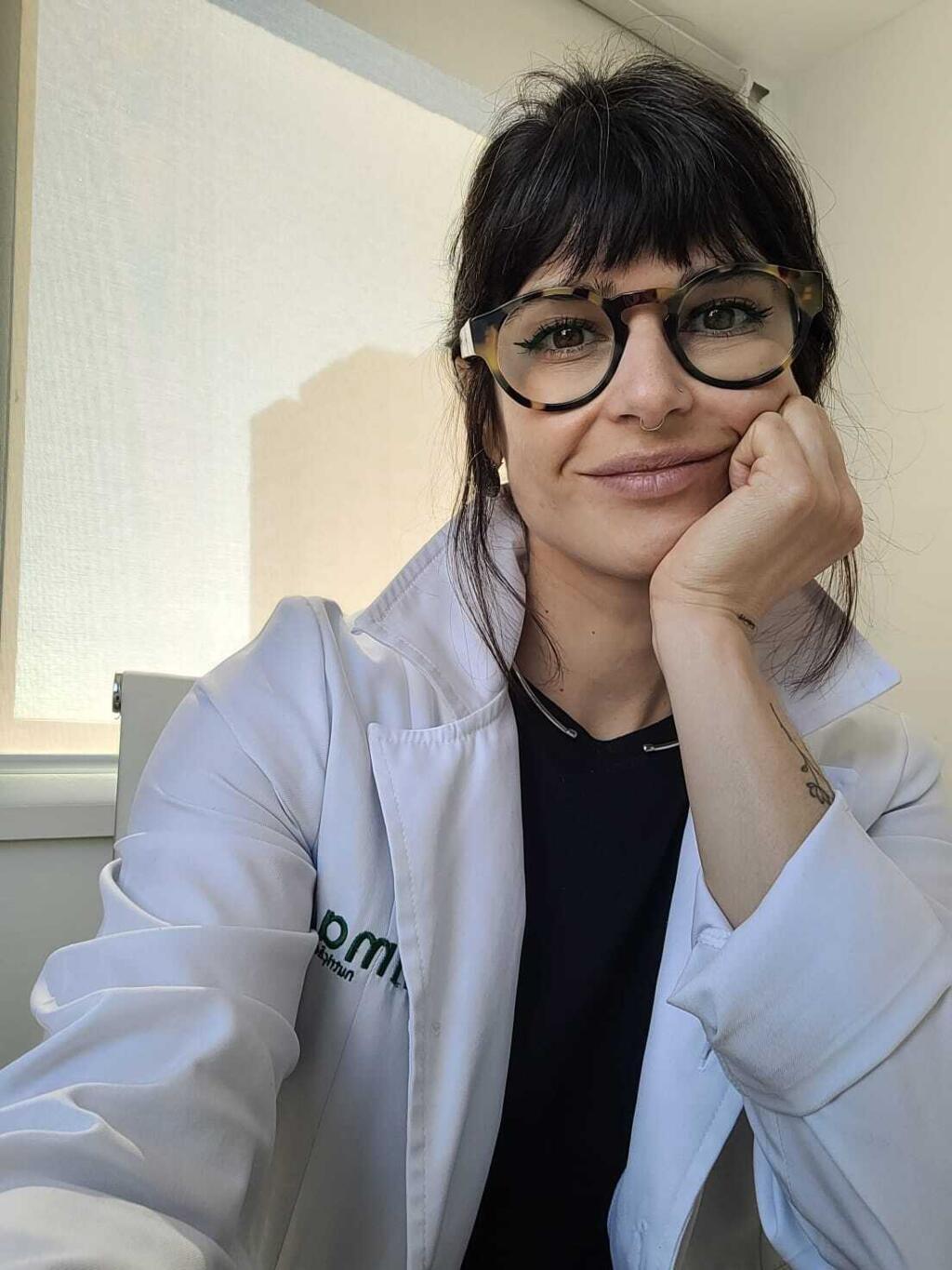 Luciana Monzillo é especialista em nutrição esportiva em São Paulo.