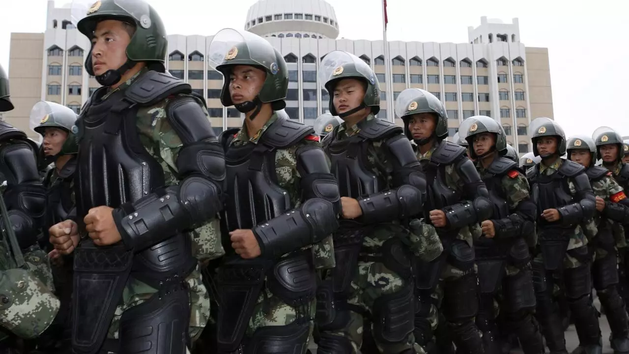 乌鲁木齐6月29日举行大规模武警演习