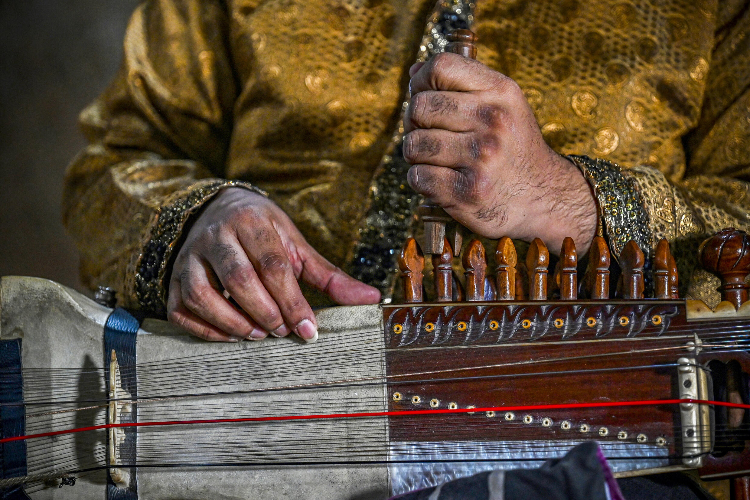 Sound of Mughalera sarangi instrument fading away in Pakistan