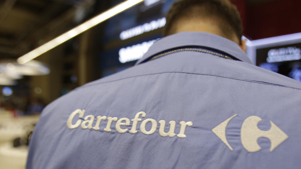 De ce ar trebui să ne îngrijoreze retragerea Carrefour din România (Interviu)