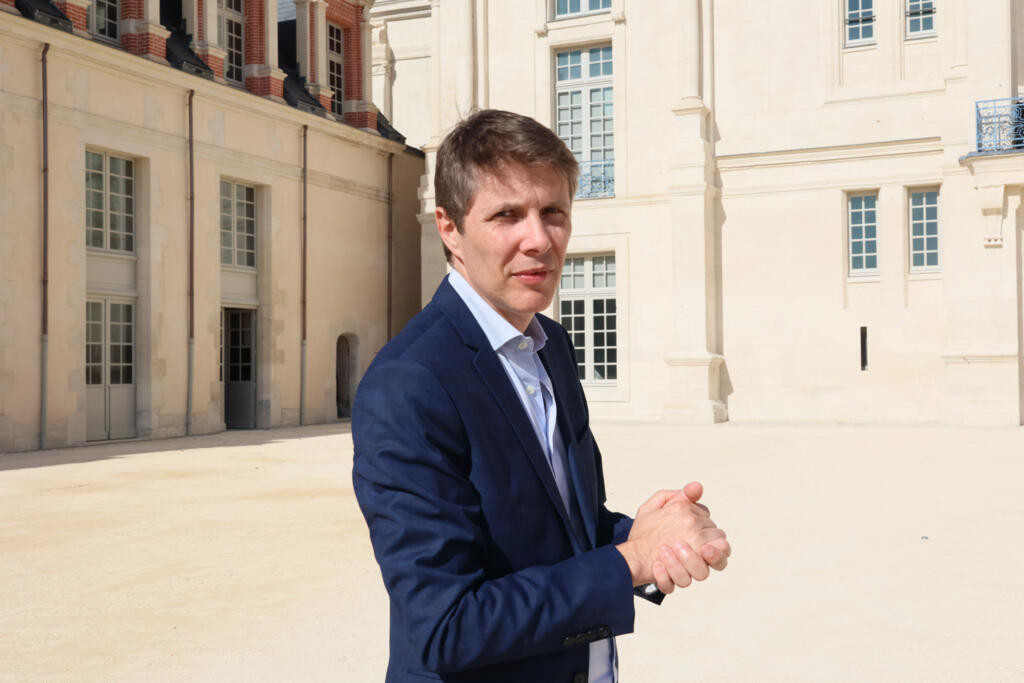 Paul Rondin, diretor da Cité Internacional da Língua Francesa, em Villers-Coterêts.