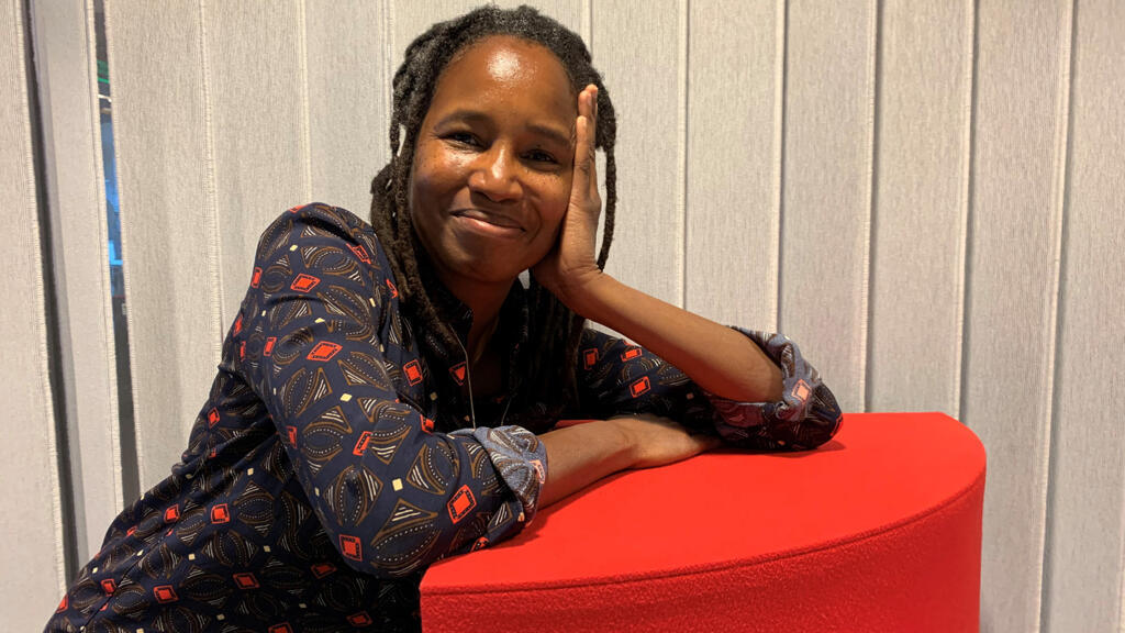 Natalia M. King à RFI.