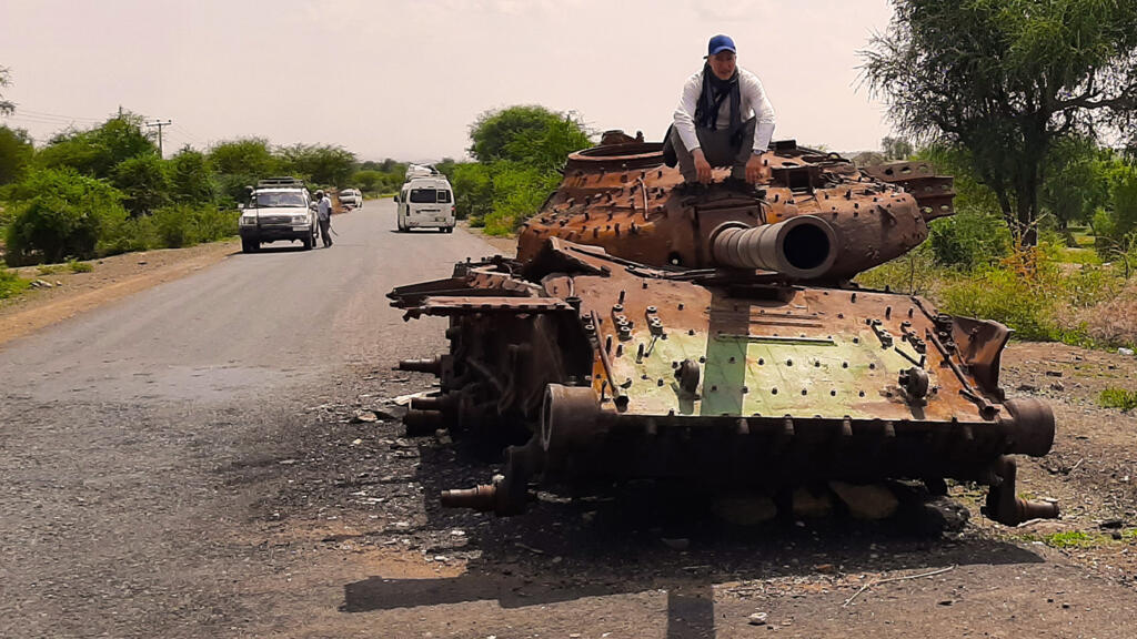 Sébastien Nemeth sur les routes du Tigré (Ethiopie).