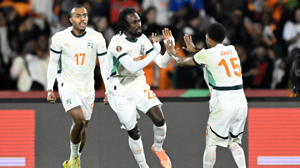 CAN 2025: la Côte d'Ivoire se fait peur mais termine en tête, le Cameroun hérite de l'Afrique du Sud