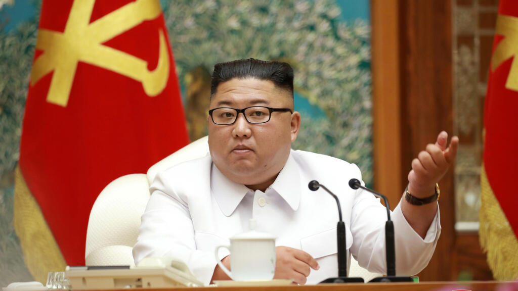 脱北者逃回朝鲜疑染新冠金正恩宣布开城进入紧急状态