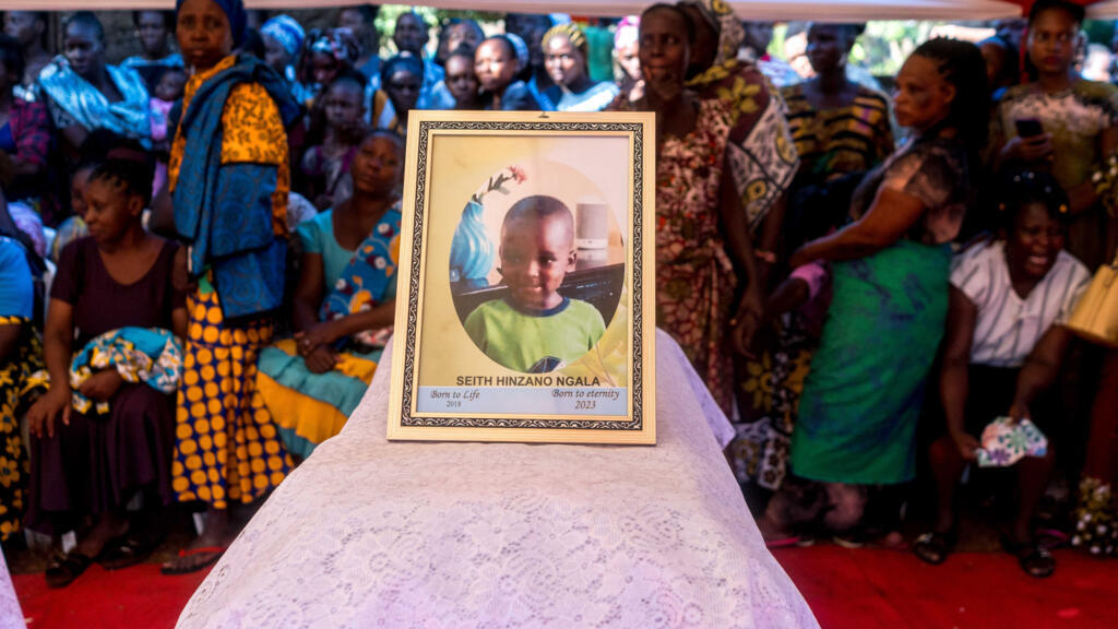 Procès du massacre de Shakahola au Kenya: le journal d'un fidèle de la secte détaille la mort de dizaines d'enfants