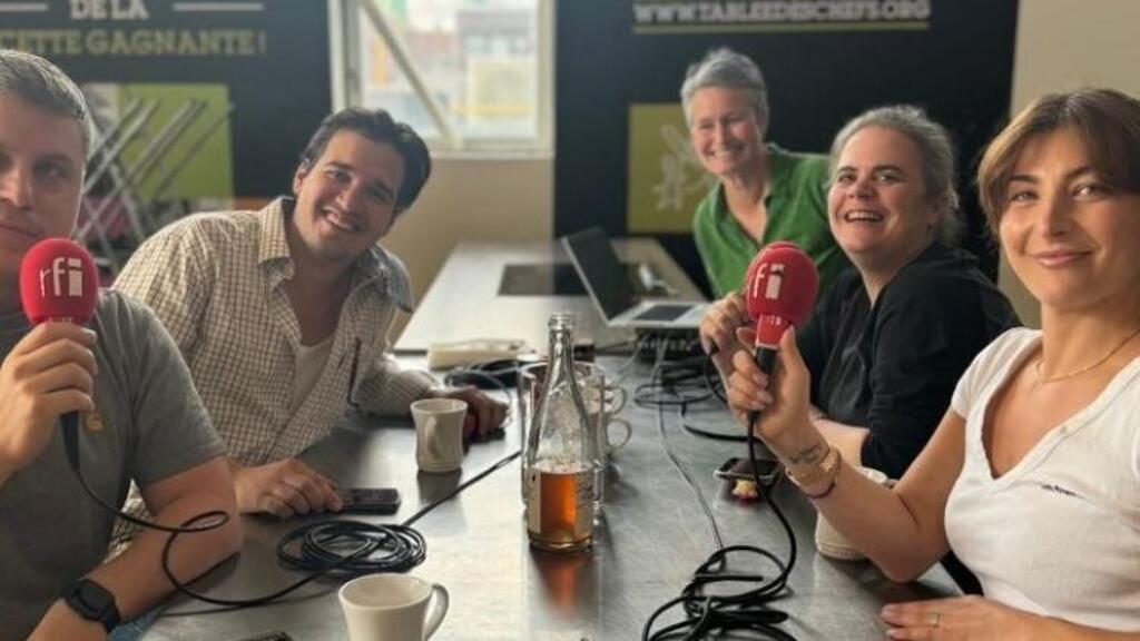 Marc Olivier Frappier, Michaël Picard, Clémence Denavit, Annabelle Schachmes et Raegan Steinberg.