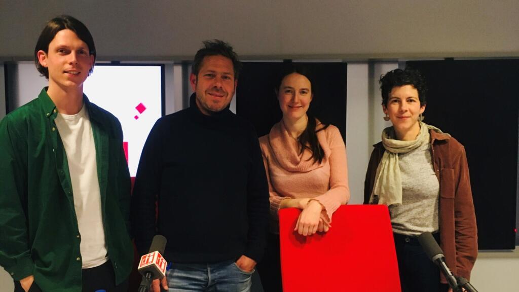 Loup Espargilière de Vert, Igor Strauss, Pauline Gleize et Justine Fontaine de RFI sont dans le Club C'est pas du vent.