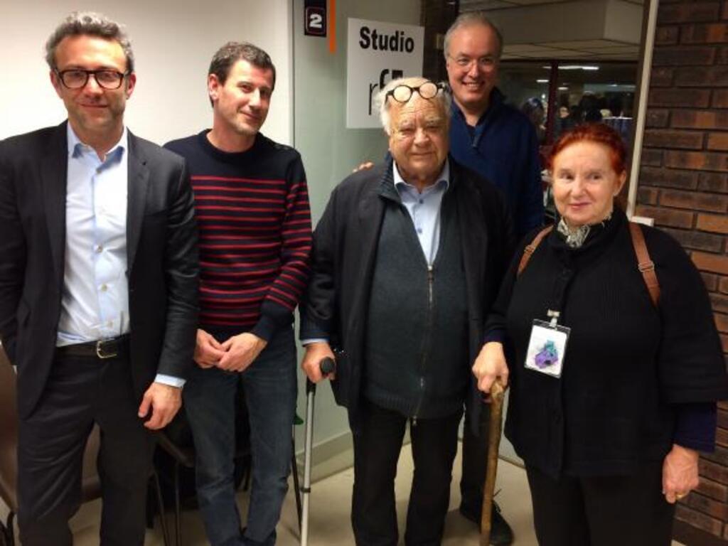 Photographie d'Eric Chaurin entouré de Stéphane Beaujean, Nicole Claveloux, Pierre Christin et Emmanuel Guibert